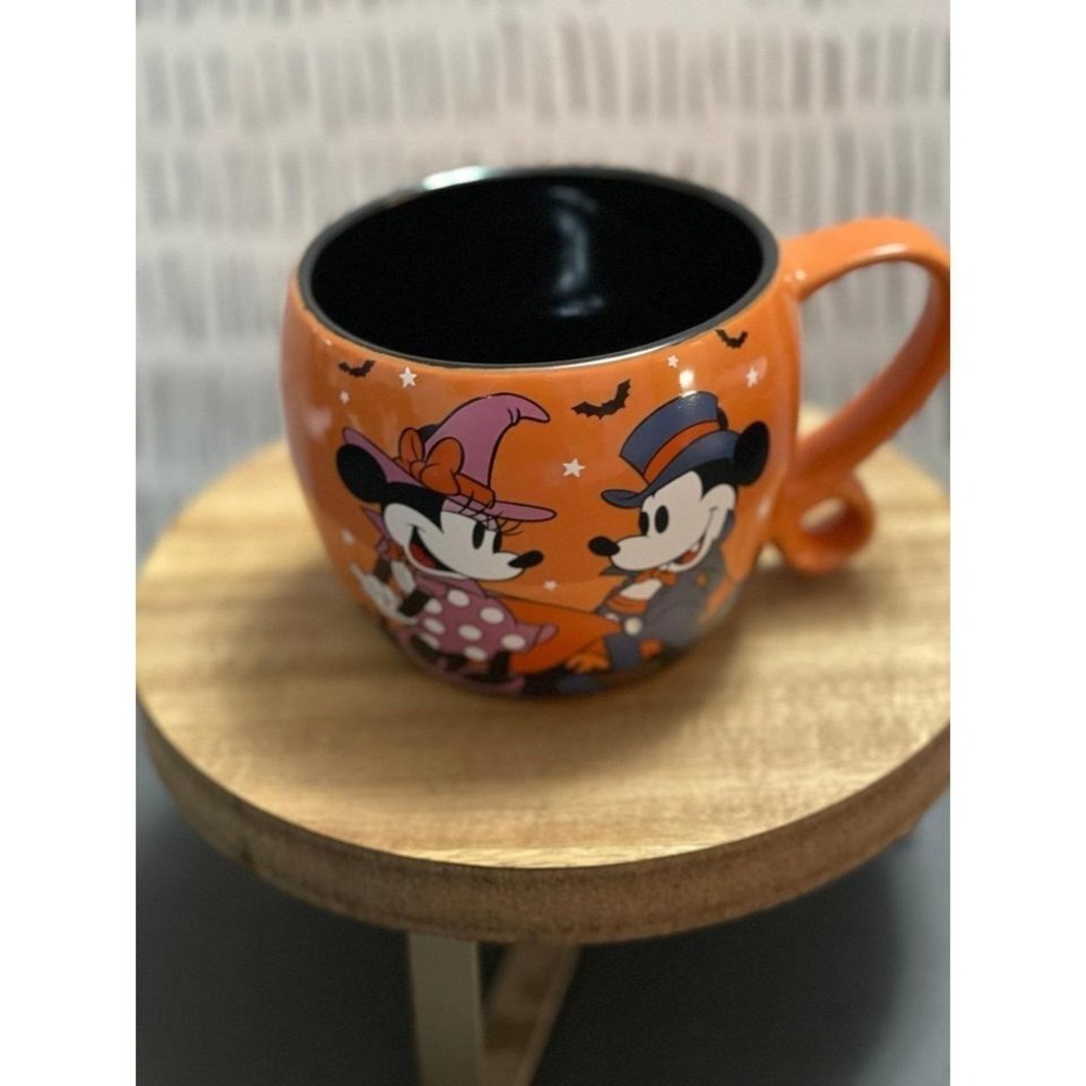 Disney Mickey Mouse & Minnie Mouse Happy Halloween Mug - Picture 4 of 6